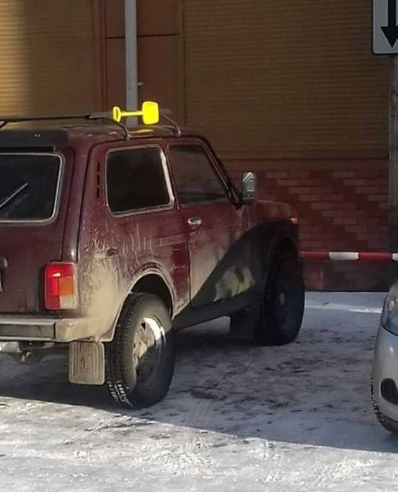 A Hilarious Dose Of Car Humor To Make Your Day (45 pics)