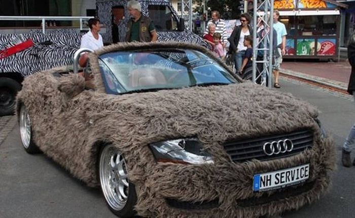 A Hilarious Dose Of Car Humor To Make Your Day (45 pics)
