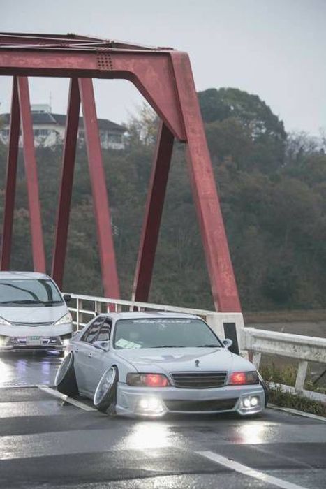 A Hilarious Dose Of Car Humor To Make Your Day (45 pics)