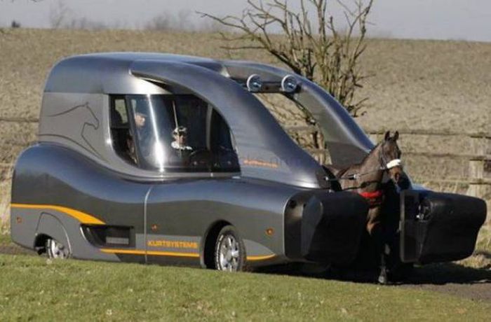 A Hilarious Dose Of Car Humor To Make Your Day (45 pics)