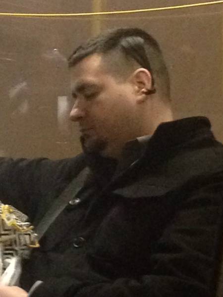 You Can Tell A Lot About Somebody By Looking At Their Haircut (37 pics)