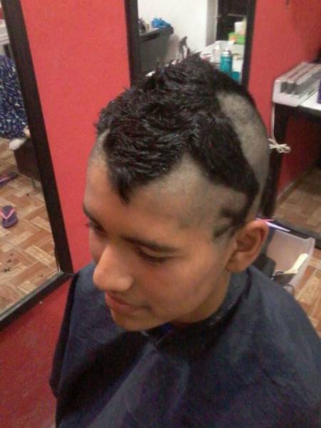 You Can Tell A Lot About Somebody By Looking At Their Haircut (37 pics)