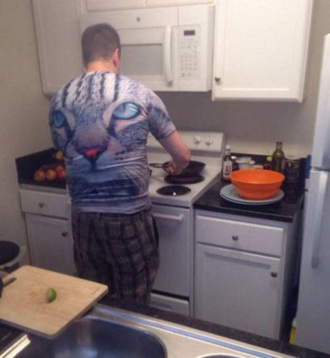 Random Hilarious Photos Of Men Being Men (34 pics)