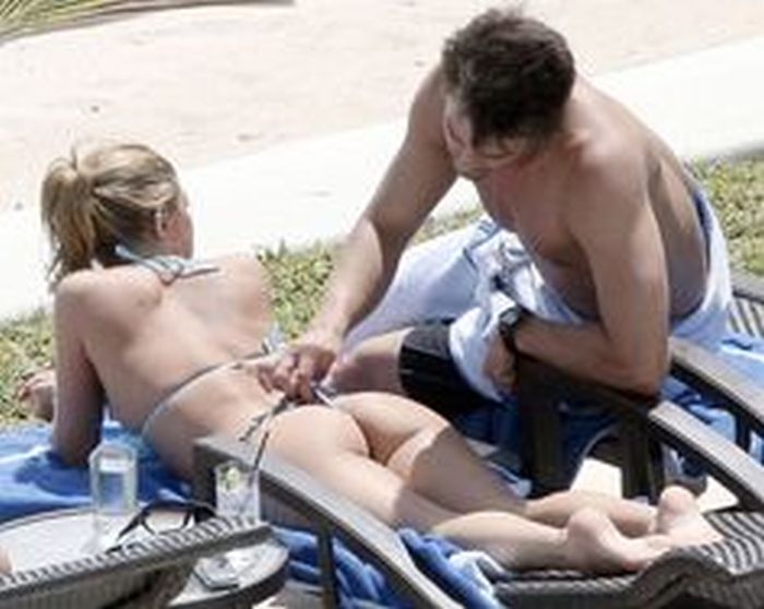 Really Ridiculous Moments That Were Caught On Camera (30 pics)