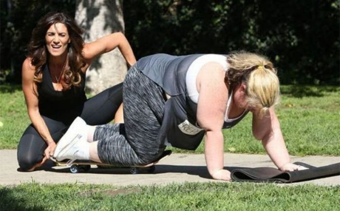 Really Ridiculous Moments That Were Caught On Camera (30 pics)