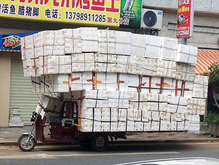 Why China’s Roads Are Some Of The Most Dangerous In The World (25 pics)