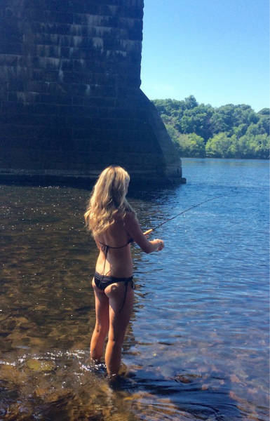 Pics That Prove Hot Girls Like To Fish Too (45 pics)