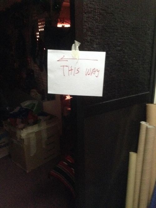 Dad Trolls Daughter With A Treasure Hunt (4 pics)