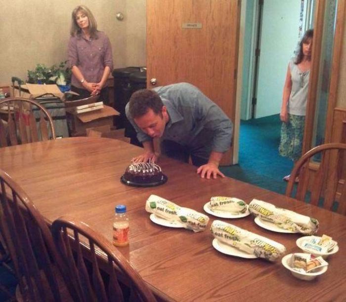 These Disastrous Birthday Fails Take The Cake (29 pics)