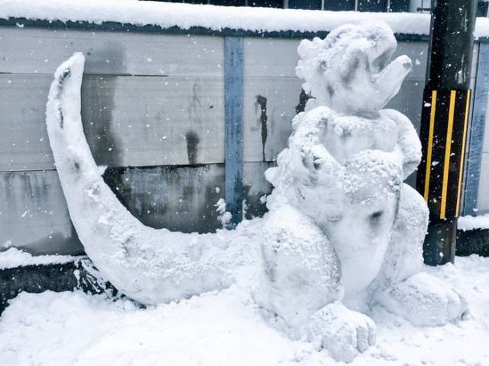 In Japan People Turn Snow Into Art Masterpieces (27 pics)