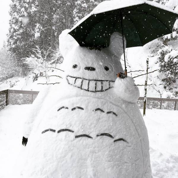 In Japan People Turn Snow Into Art Masterpieces (27 pics)