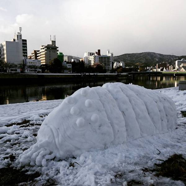 In Japan People Turn Snow Into Art Masterpieces (27 pics)