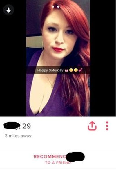 Tinder Chick Loses It After Being Rejected (4 pics)
