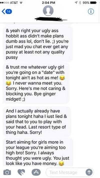 Tinder Chick Loses It After Being Rejected (4 pics)