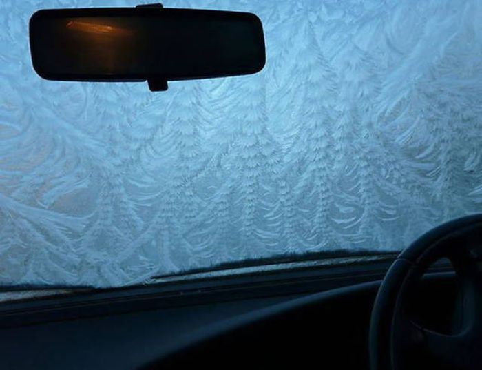 You Can't Deny The Beauty Of These Frozen Cars (50 pics)