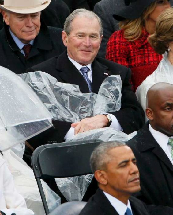 George Bush Was The Star Of The Show At Donald Trump's Inauguration (4 pics)