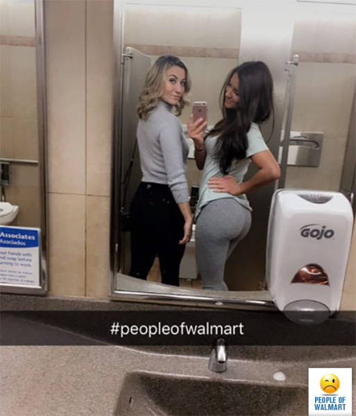 People of Walmart. Part 34 (43 pics)