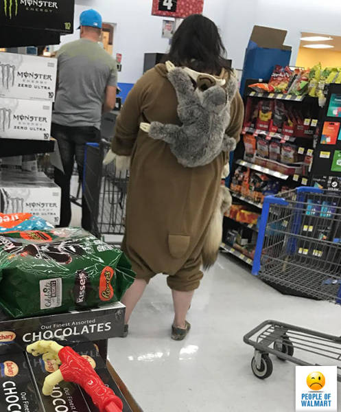 People of Walmart. Part 34 (43 pics)