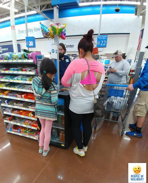 People of Walmart. Part 34 (43 pics)
