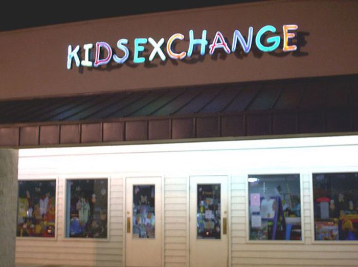 Here's Why Font Choice Is Extremely Important (28 pics)
