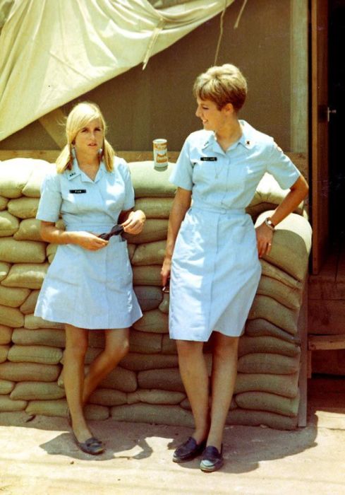 Throwback Photos From The Vietnam War (51 pics)