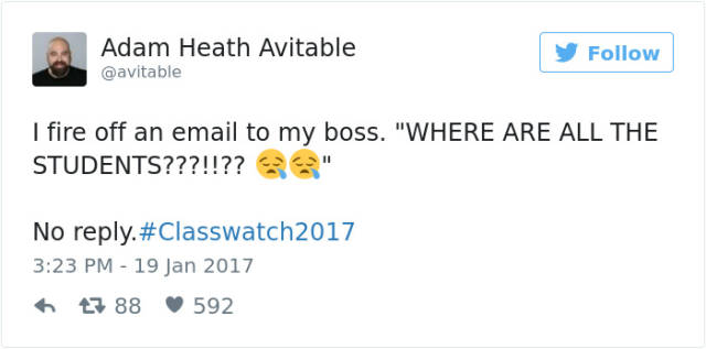 Teacher Shares Heartbreaking Twitter Story After No One Shows Up To Class (24 pics)