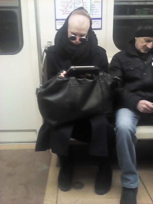 You Can See Some Bizarre Sights While Riding The Subway In Russia (35 pics)