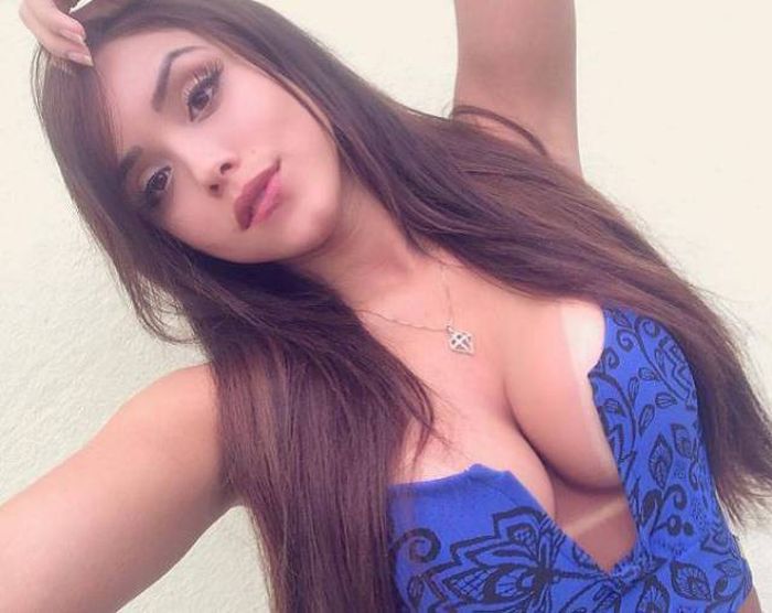 These Beautiful Busty Girls Are Undeniably Hot (62 pics)