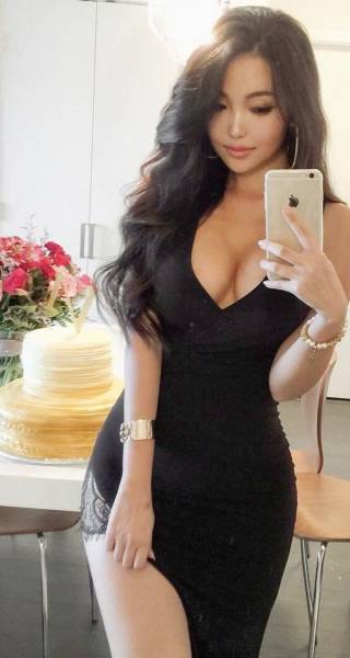 When Sexy Girls Need A Hug They Put On A Tight Dress (65 pics)