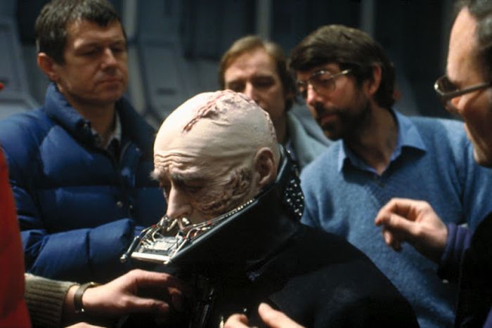 Rare Behind The Scenes Photos From Star Wars: Return Of The Jedi (39 pics)