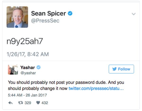 Press Secretary Sean Spicer Accidentally Tweets His Password (3 pics)