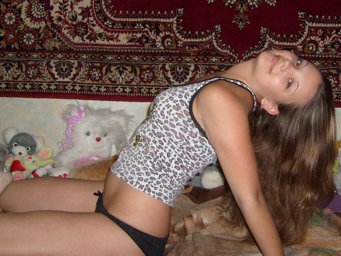 These Russian Girls Are Undeniably Beautiful (36 pics)