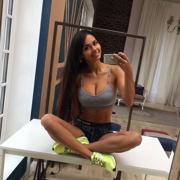 Sporty Girls Have Undeniable Sex Appeal (57 pics)