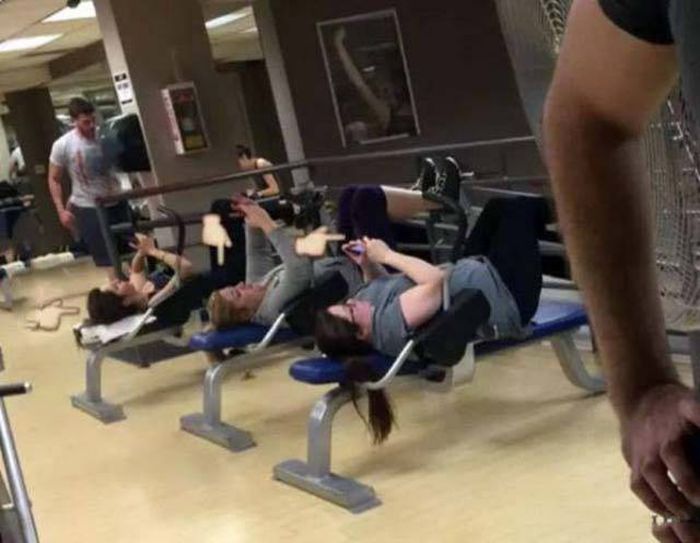 Nice Try But You're Definitely Doing It Wrong (44 pics)