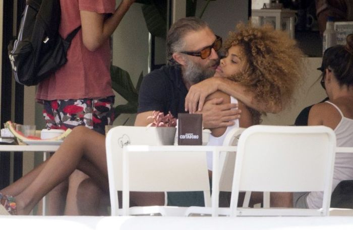 Vincent Cassel Spotted In Ibiza With Model Tina Kunakey (11 pics)