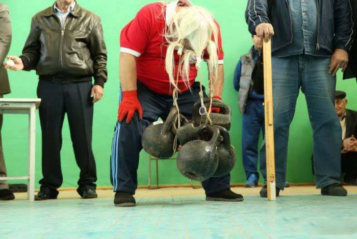 Russians Must Be Born Crazy (37 pics)