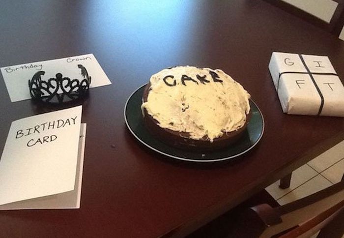 Guy Gives His Girlfriend Exactly What She Wants For Her Birthday (4 pics)