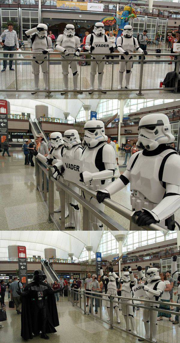Sometimes Really Strange Things Happen At Airports (44 pics)