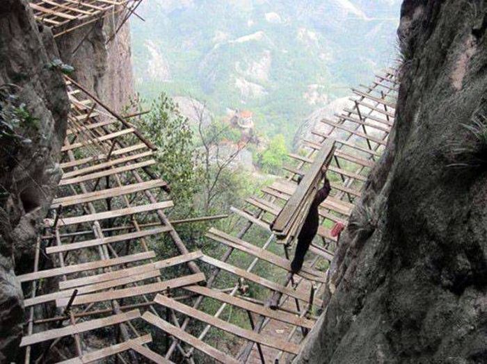 Just Some Crazy Things From The Land Of China (43 pics)