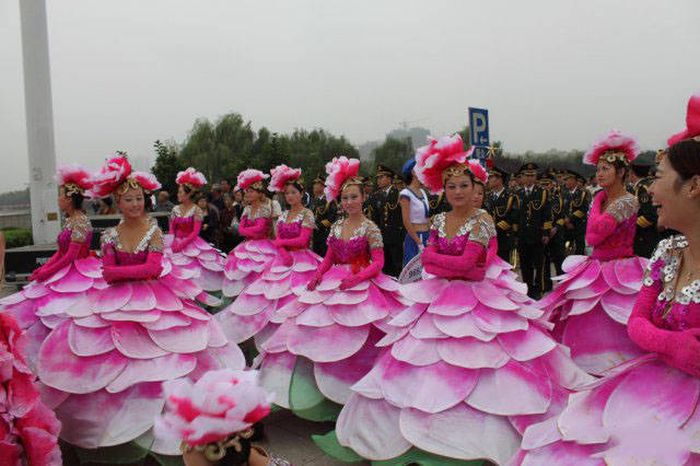 Just Some Crazy Things From The Land Of China (43 pics)