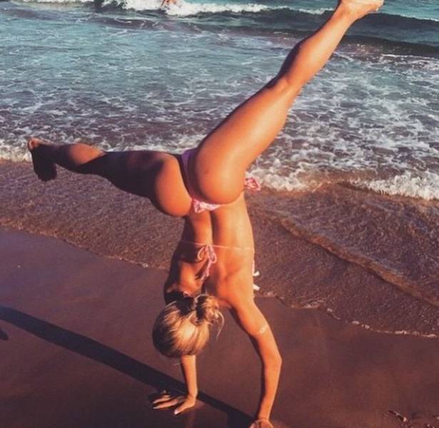 Strong Sporty Girls Show How Sexy Fitness Can Be (56 pics)