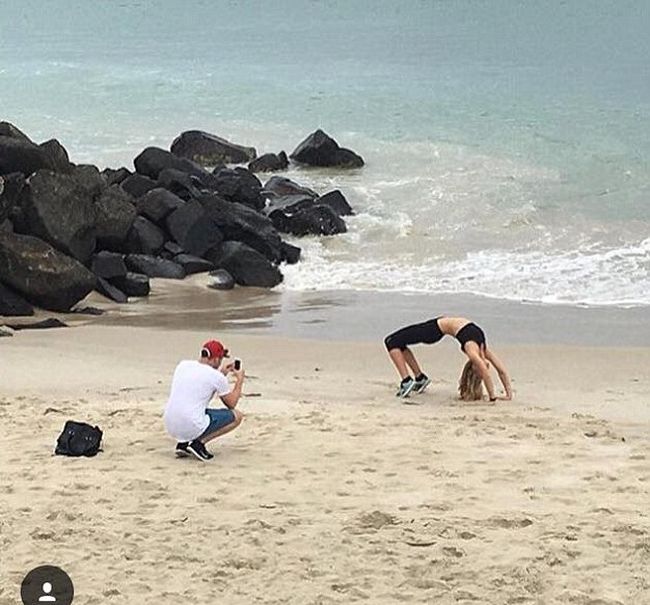 Men Reveal The Other Side Of Perfect Social Media Snaps (22 pics)