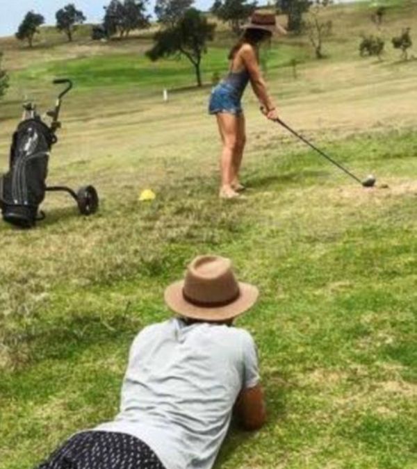 Men Reveal The Other Side Of Perfect Social Media Snaps (22 pics)