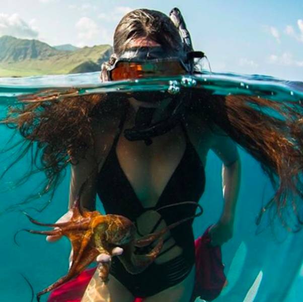 This Real Life Mermaid Is Absolutely Gorgeous (25 pics)