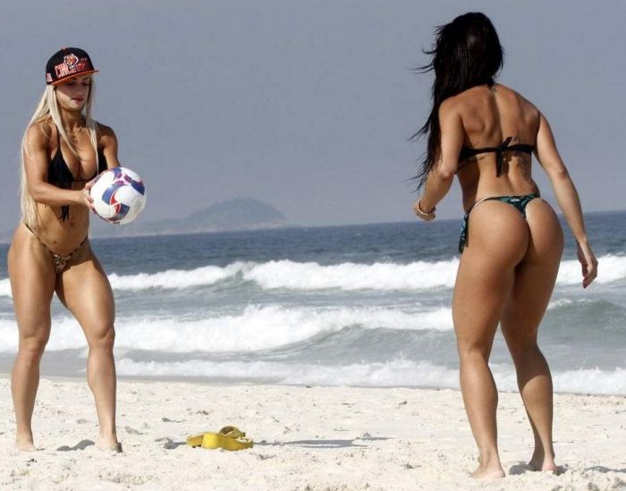 These Babes Are The Reason Why Brazil's Beaches Are So Popular (35 pics)