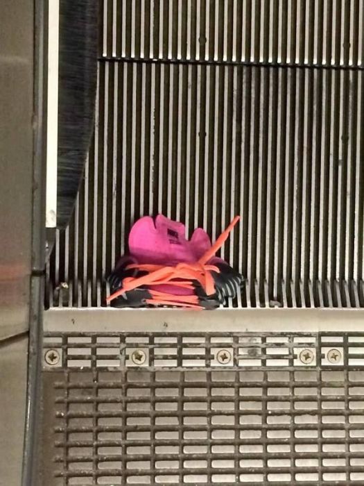 Escalators Really Are A Threat To Mankind (17 pics)