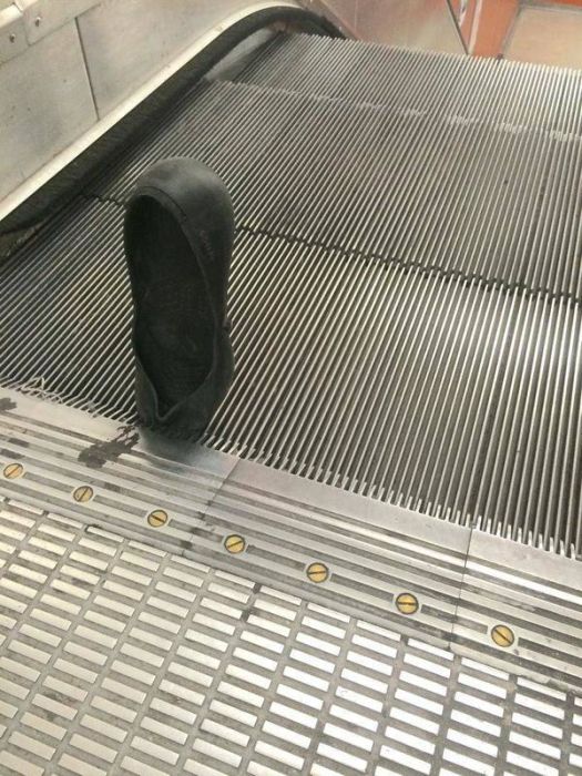 Escalators Really Are A Threat To Mankind (17 pics)