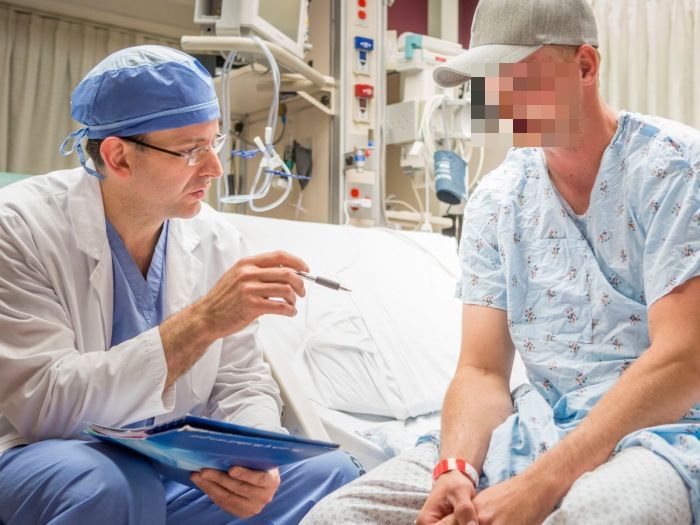 Maya Clinic Performs Its First Face Transplant (7 pics)