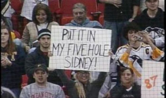 Hilarious Sports Signs Spotted At Games (19 pics)