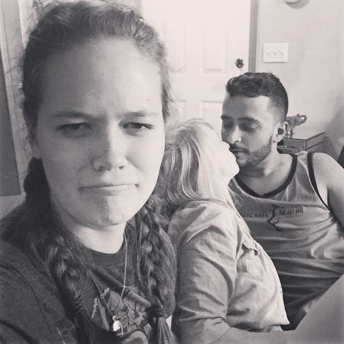 Girl Documents Her Life As The Third Wheel (12 pics)